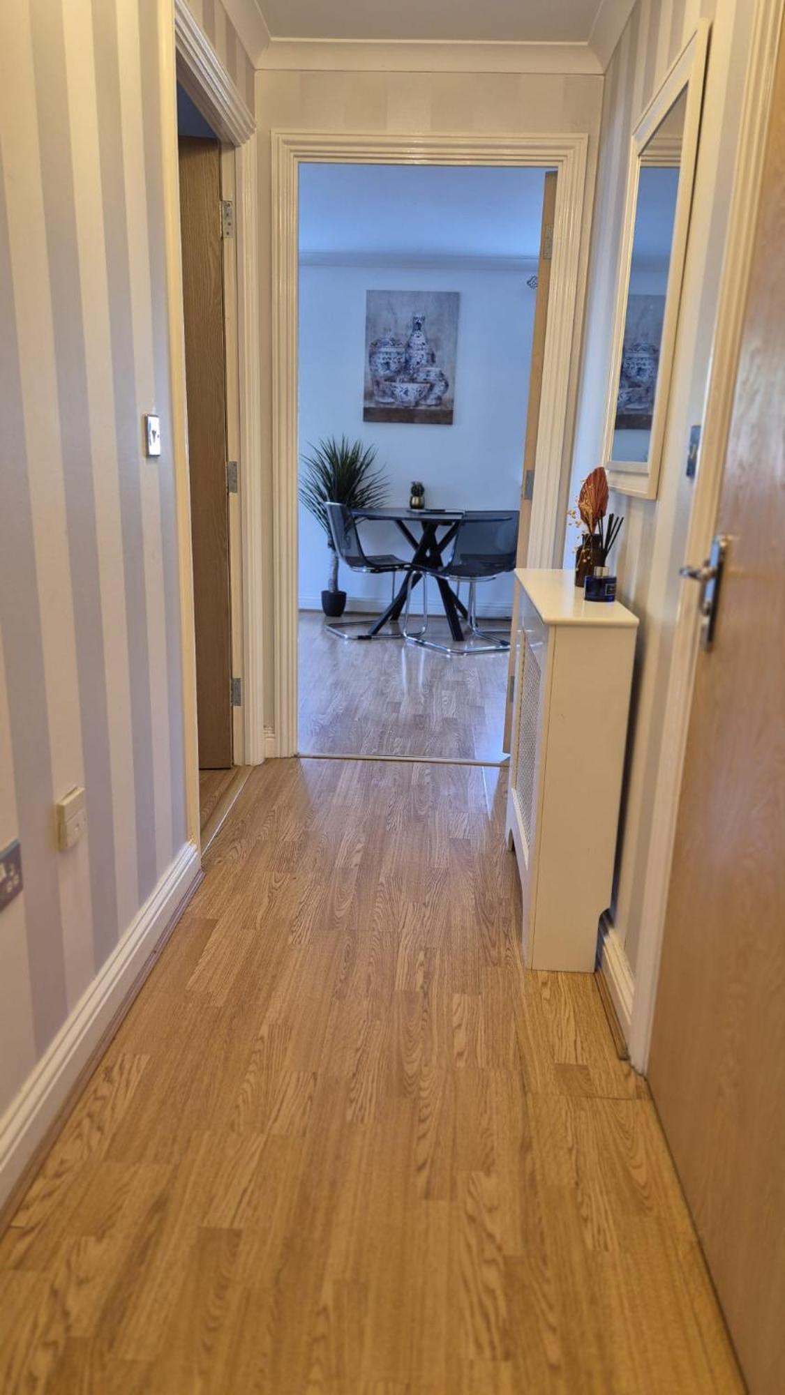 Spacious Ground Floor 2 Bedroom 2 Bathroom Flat In Hatfield Near Hertfordshire University Private Car Park Sleeps 5-6 外观 照片